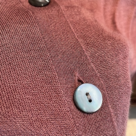 GAP Silky Delicate Cardigan Size Small NWOT - Picture 2 of 8